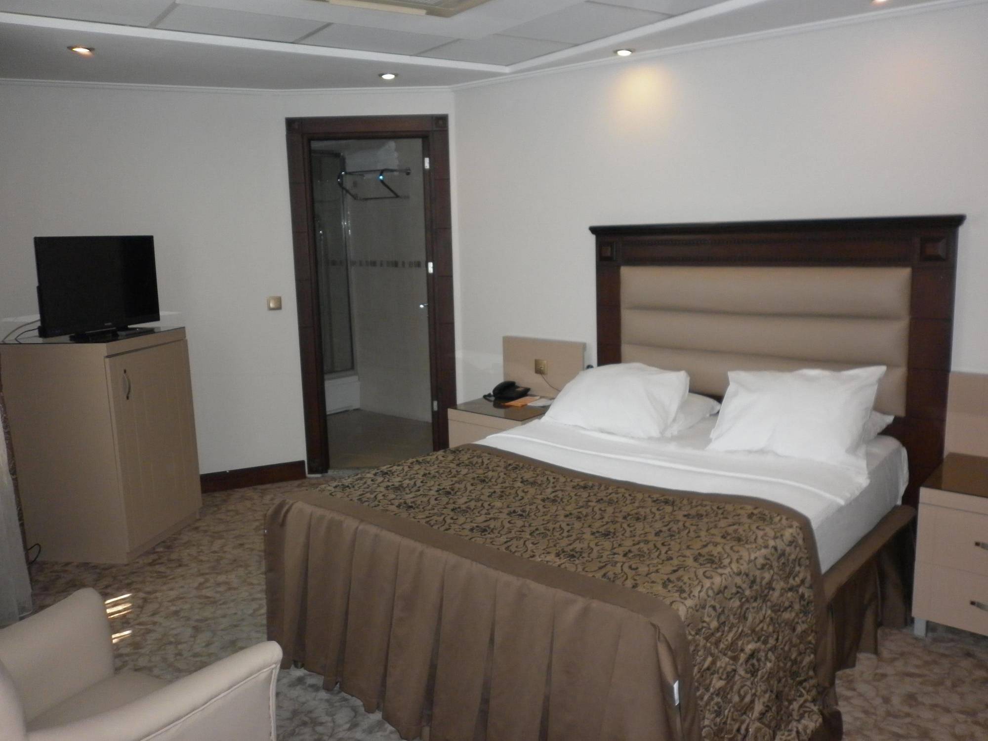 Çukurova Park Hotel Adana Extérieur photo